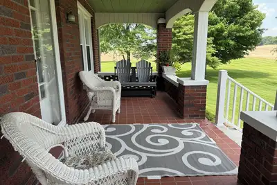 Image de Homestead in the Barrens offers a unique and spacious executive country home.