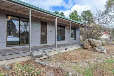 Image de Harry Stender Cottage 3 bedroom 1 bathroom with separate toilet