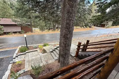 Image de Custom Tahoe Log Cabin Minutes to Heavenly Ski Resort & Casinos.