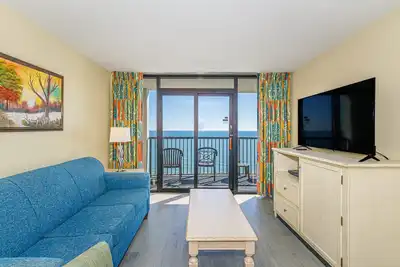 Image de Oceanfront 3 Bedroom Condo- Newly Renovated-Compass Cove North 1416