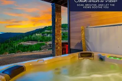 Image de Granby Ranch Lodge | Sleeps 12 | Luxe + Spacious