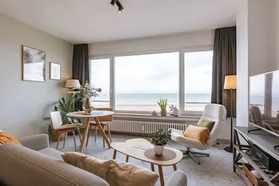 Image de Huswell - Charming studio in the centre of Oostende with sea view
