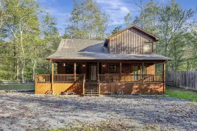Image de Private Cozy Cabin w/ Hot Tub in Blue Ridge!