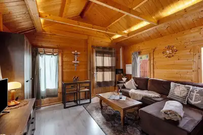 Image de Appartement 'Ferienhaus Seebrise - Marina Mücheln' avec vue sur le lac, Wi-Fi et climatisation