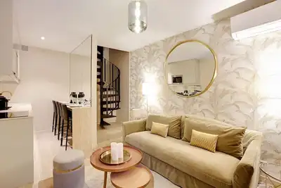 Gמte avec 2 chambres aux Batignolles