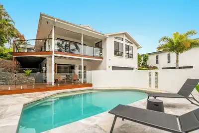 Image de Lennox Hills - Poolside