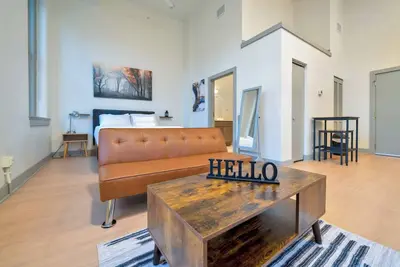 Image de Spacious Unit w/ Free Parking | Medical District