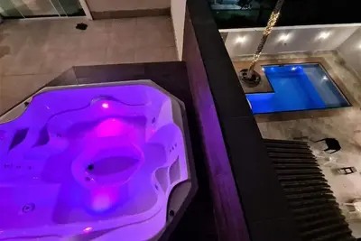 Image de Marmeu Enseada com jacuzzi aquecida