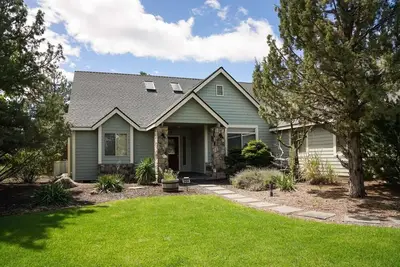 Image de 3br Home w/ Hot Tub, Golf & Den w/ Sofa Sleeper