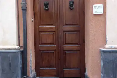 Image de \"La Sartoria\" detached apartment, central, bike room.