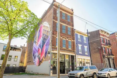 Image de Findlay Market Suites – 4 in 1!