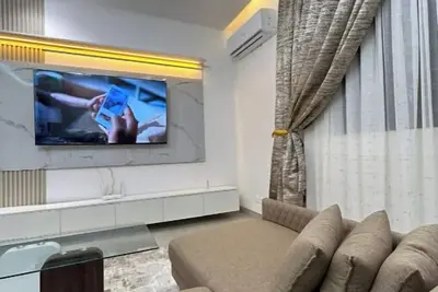 Image de Spacious 3-Bedroom Apartment – Perfect for Groups & Families!