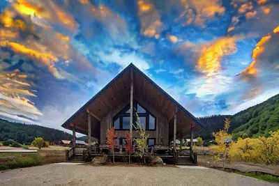 Image de Bison Creek Lodge+WiFI+Ac+10Miles2YNP