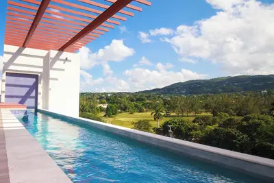 Image de Charming 1-bedroom condo with Rooftop Pool and beautiful views