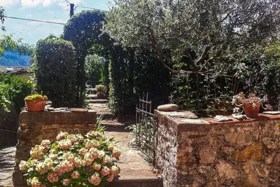 Image de Belle maison dans la Località Cocolaio.