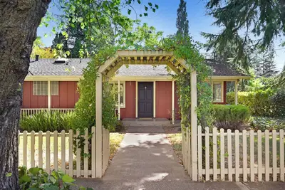 Image de Sivas Cottage Downtown Sonoma