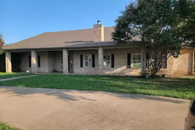 Image de Small Town Country Retreat