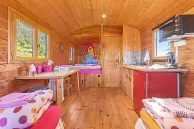 Image de Roulotte Ferme St Pierre avec jardin privé