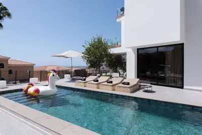 Image de Villa de vacances 'Karat Stone' avec vue sur la mer, Wi-Fi et climatisation