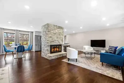 Image de Radiance - 4br Single Level Home