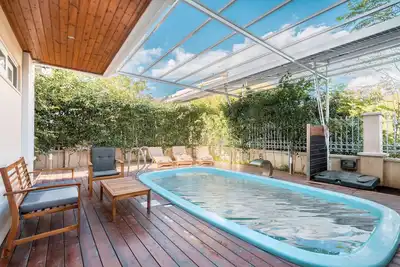Villa 'Supérieure avec piscine' avec vue montagne, Wi-Fi et climatisation