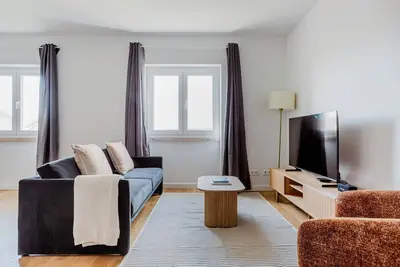 Image de Blueground | Campo de Ourique, washer, a/c