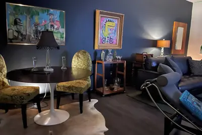 Image de Stylish and quiet 2-bedroom townhome  close to the airport and downtown Durham