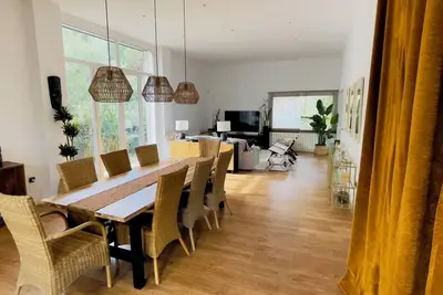 Image de Oasis in Roche. Design villa