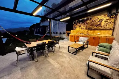 Image de Luxury House in Prestige Place