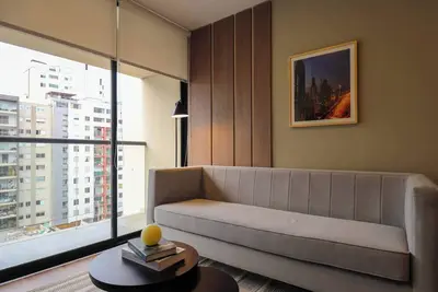 Image de w* | Majestic 2br w/ Comfy Balcony Near Kennedy Park