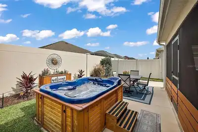 Image de 3/2 Courtyard Home in The Lily Villas