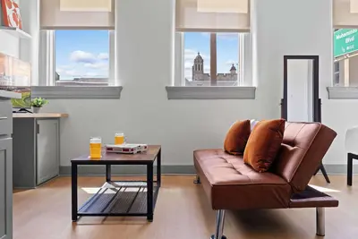 Image de Chic Apt w/ Free Parking | Near Norton Hospital