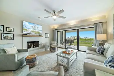 Image de Shipwatch B101 - Beachfront, Ground Floor, Corner Unit, Steps from Boardwalk, Backyard