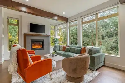 Image de Luxe Beautiful Large Home - Central District