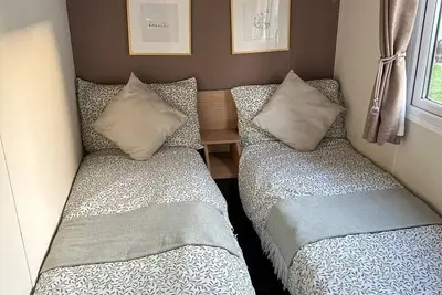 Image de Entire home in Harwich, Essex, United Kingdom\nWithin the Dovercourt Holiday Park