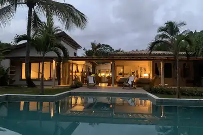 Image de Luxury Cliffside Villa with Infinity Pool and Sea Bah073