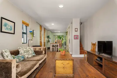 Lush 2 Bed De Waterkant Townhouse