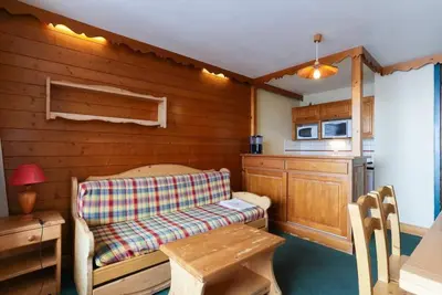 Image de 20m du centre station, 7ème étage, balcon, casier à ski, 33m², Les 2 Alpes