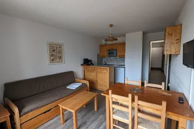 Image de 20m du centre station, 4ème étage, balcon, casier à ski, 33m², Les 2 Alpes