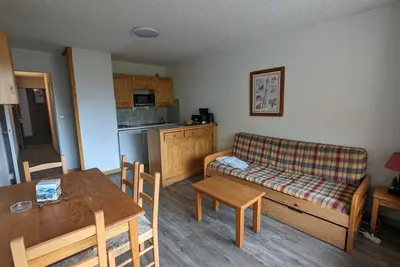 Image de 20m du centre station, 4ème étage, balcon, casier à ski, 33m², Les 2 Alpes