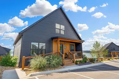 Image de Solid Rock Lodge >Lake View >Hot Tub >Indoor Pool > Near Big Cedar&Thunder Ridge