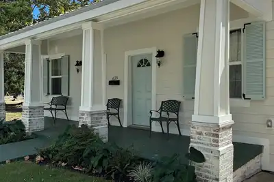 Image de Charming 2-bedroom house in Biloxi with Ac, WiFi. Enjoy your stay