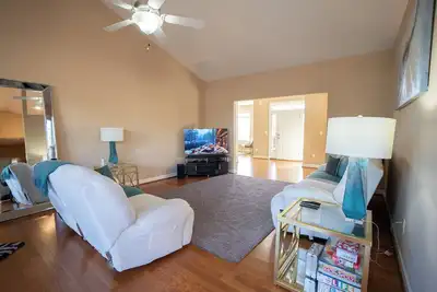 Image de Charming 3-bedroom house with Ac and WiFi in Anderson Golf/Wedding Venue Nearby