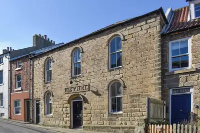 4 bedroom accommodation in Staithes