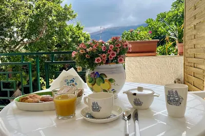 Image de Villa 150 meters from the sea and 5 km from the airport. Villa Melina.
