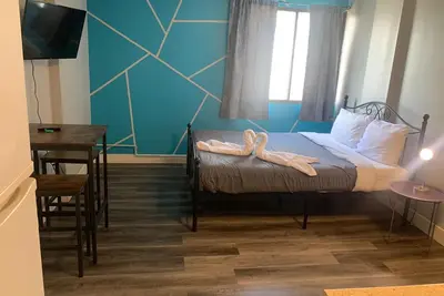Image de Chic Urban Retreat in the Heart of Calgary