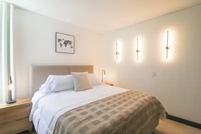 Image de Spacious & Luxurious 3br/3. 5br Condo in Poblado with Ac, WiFi, fitness room