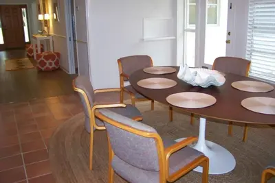Image de Charming 2-bedroom house with Ac, WiFi in peaceful Vero Beach