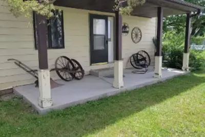 Image de The Hen House Country Living with Farm Life Appeal Indianola, Ia