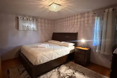 Image de Spacious 5-bedroom house with Ac and WiFi in lovely Buffalo